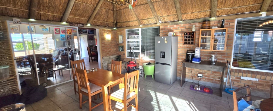 4 Bedroom Property for Sale in Franskraal Western Cape